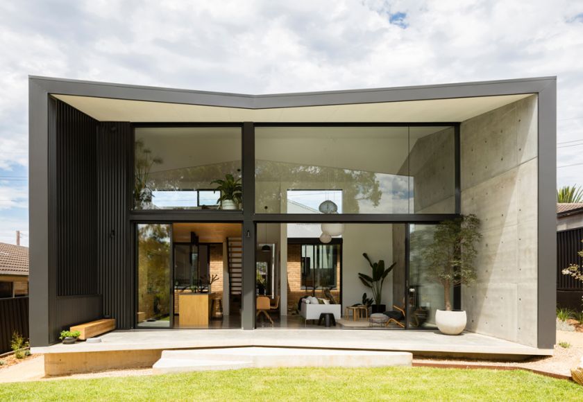 ChristopherPollyArchitect_BinaryHouse_05-20180314111104-r-w840-q80-m1520986264.jpg
