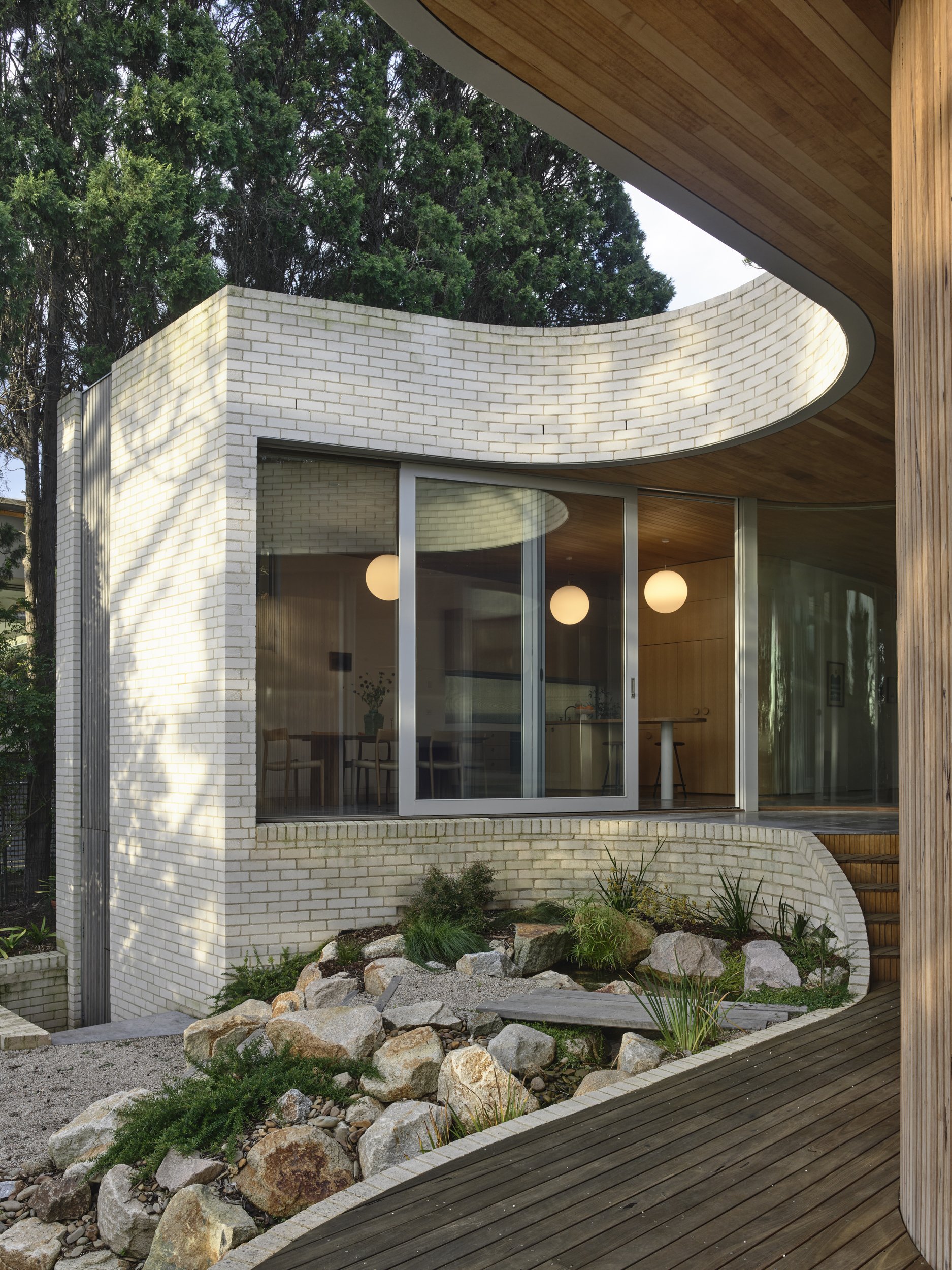 ZEN_Garden102270.jpg