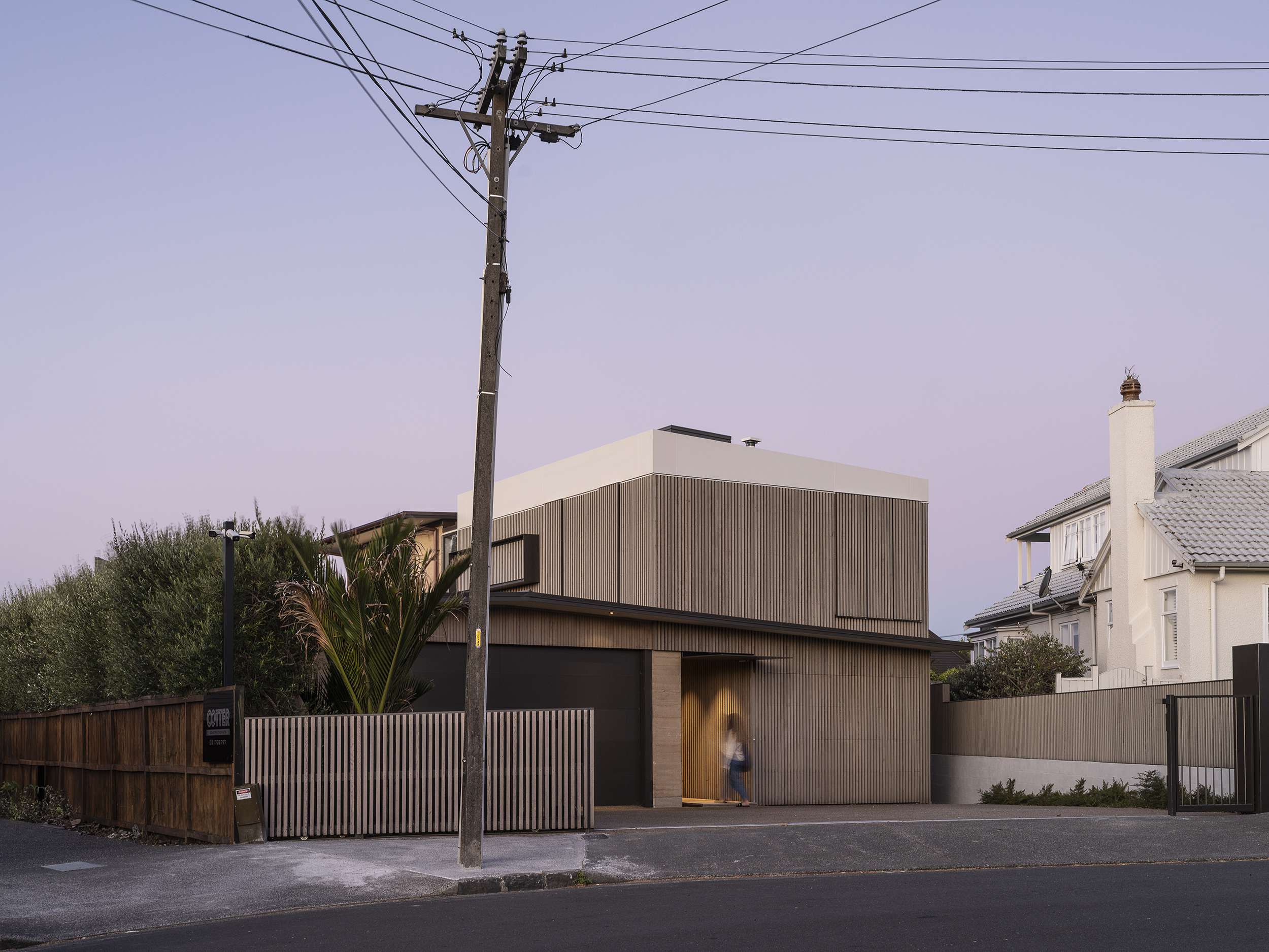 Adele-McNab-Architects_Earth-House-27.jpg