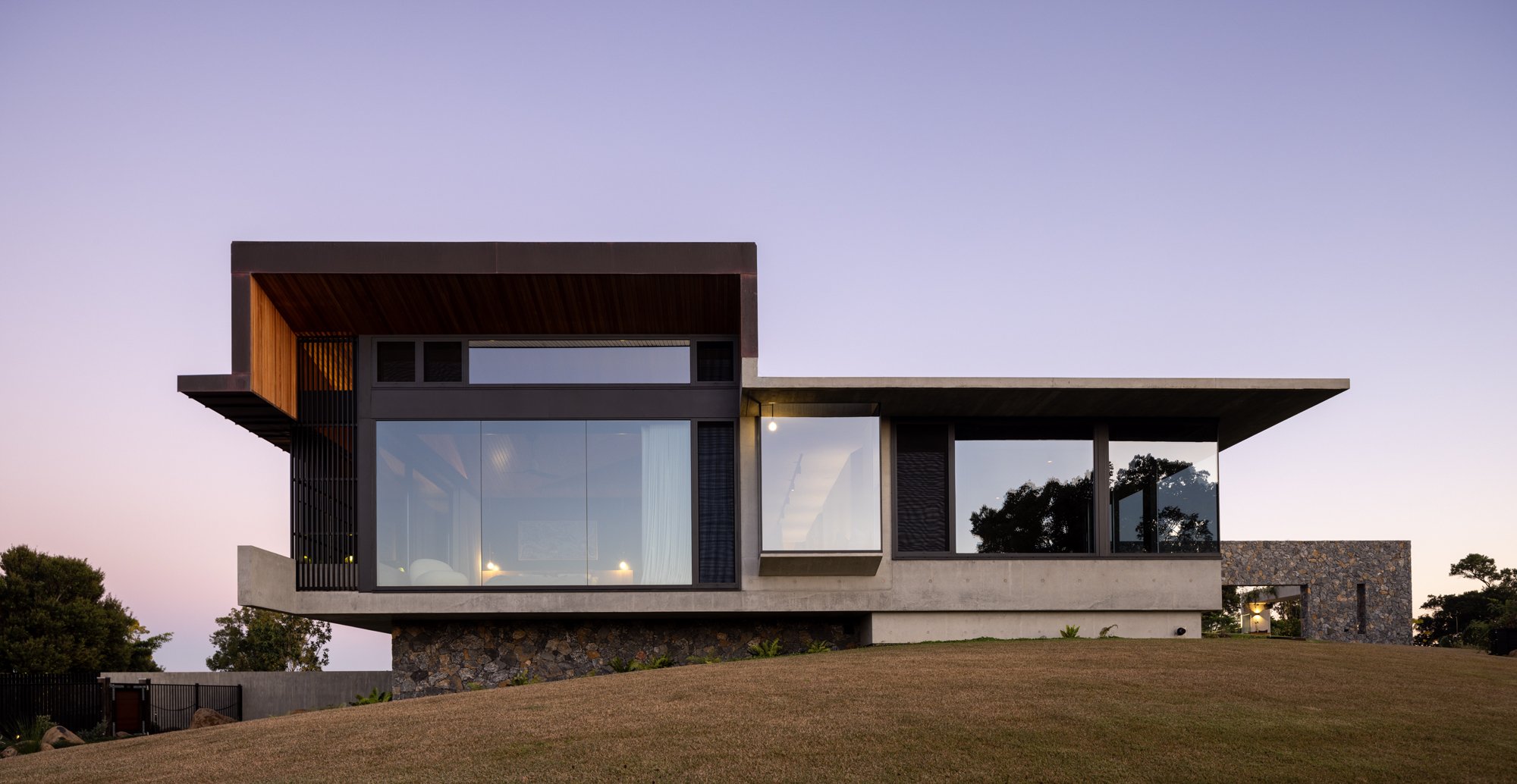SLA-Byron-Hinterland-Dusk-Elevation.jpg
