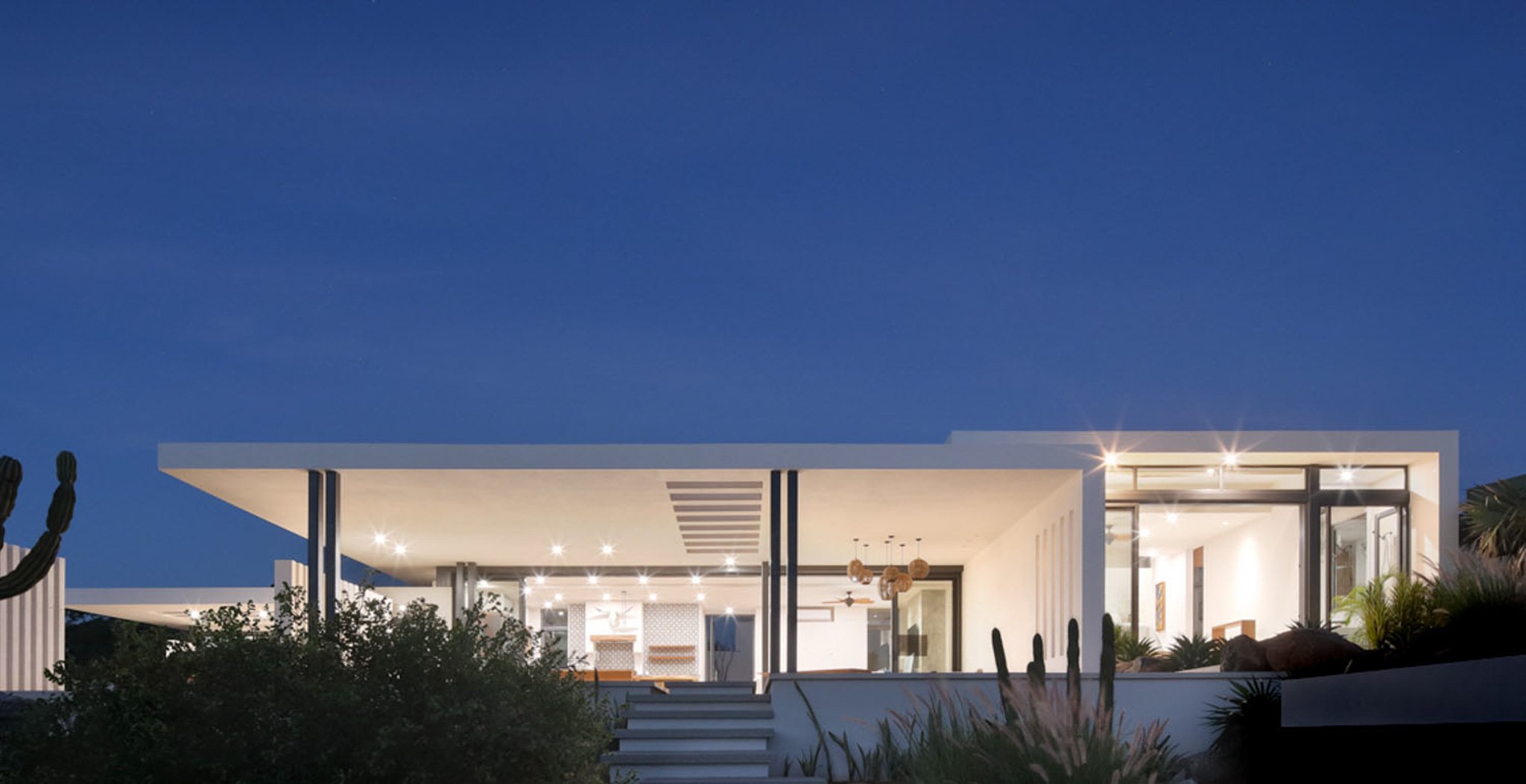 CamposStudio-Laguna02-07-night-modernhouse-desert.jpg